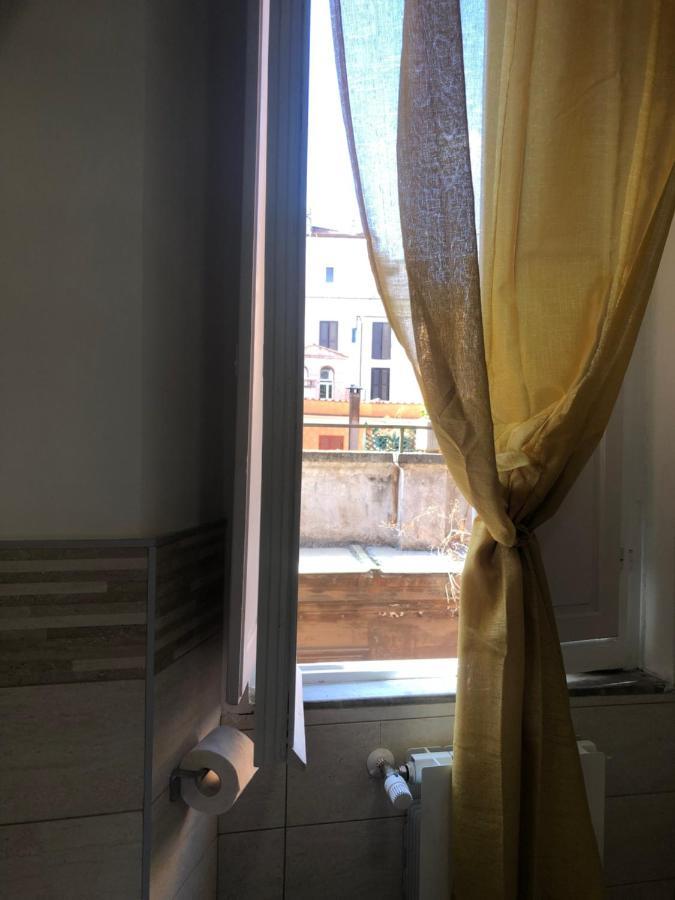 Domus Rome Incantevole Apt Vicino Colosseo Foro Romano 外观 照片